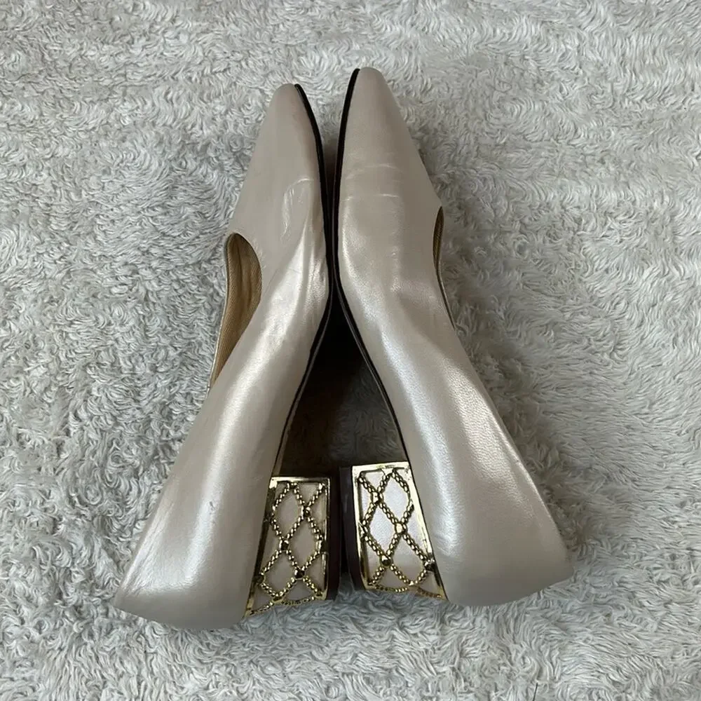 Vintage 80s Vanna White chunky heeles‎ cream square toed pumps, size 7 W